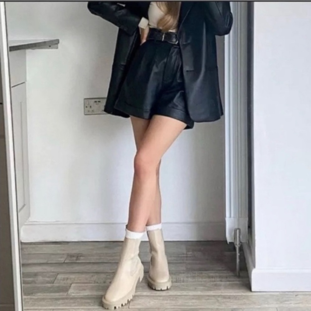 ZARA Bone Ivory Beige Rubber Rubberized Chunky Boots Size 40 9.5 10